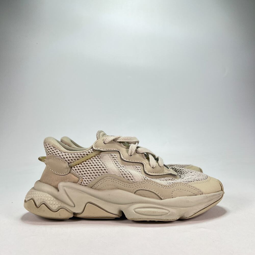 adidas OZWEEGO Beige Chunky Casual Shoes Comfort Sneakers IE2780 Youth Size 4